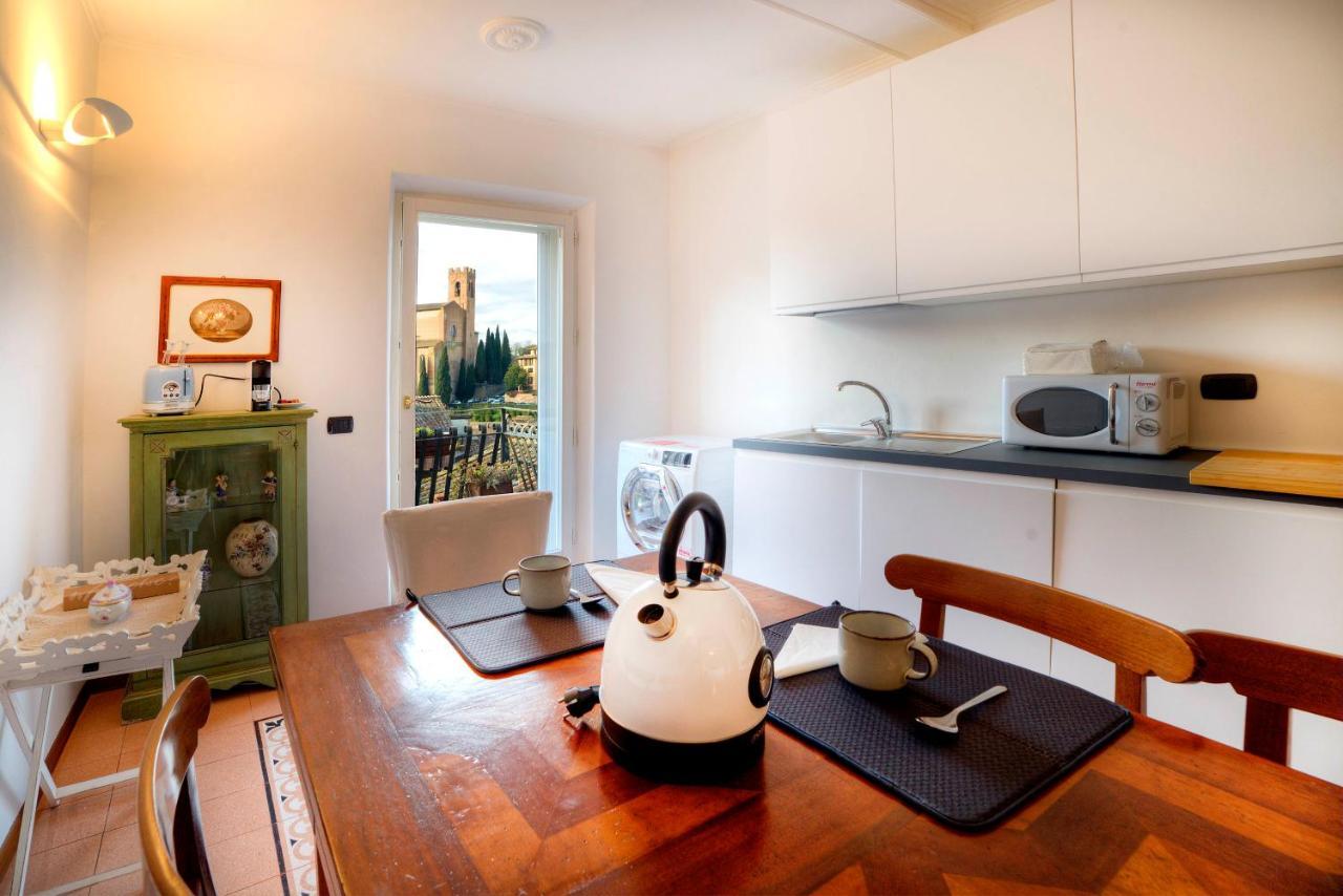 Dama Charming Apartment 100M From Piazza Del Campo Siena Exterior photo