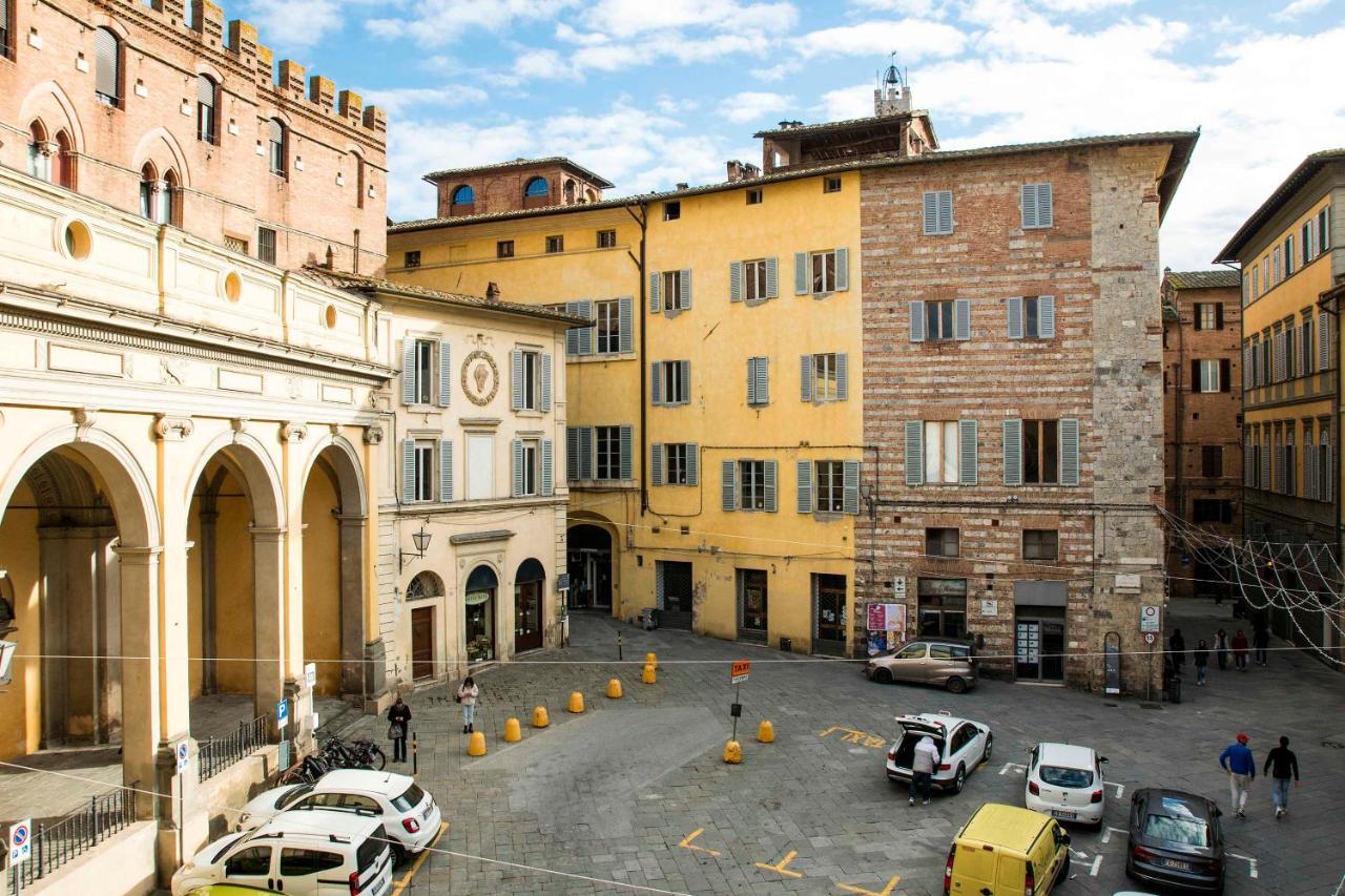 Dama Charming Apartment 100M From Piazza Del Campo Siena Exterior photo