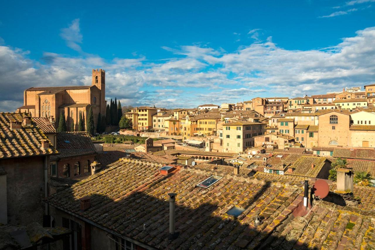 Dama Charming Apartment 100M From Piazza Del Campo Siena Exterior photo